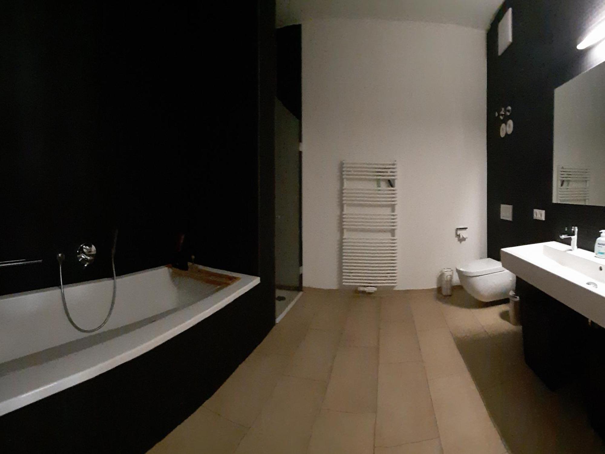 Hochwertig Im Herzen Stuttgarts Room photo